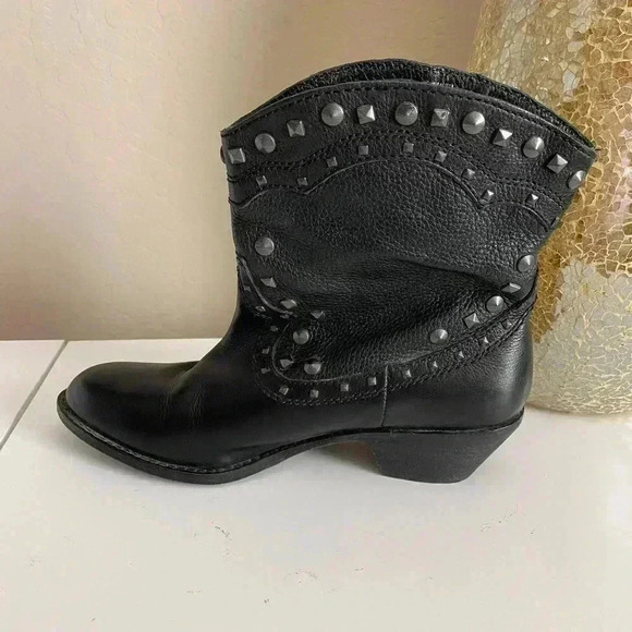 Vince Camuto Madalissa Bootie Black Size 7.5 - Picture 2 of 12